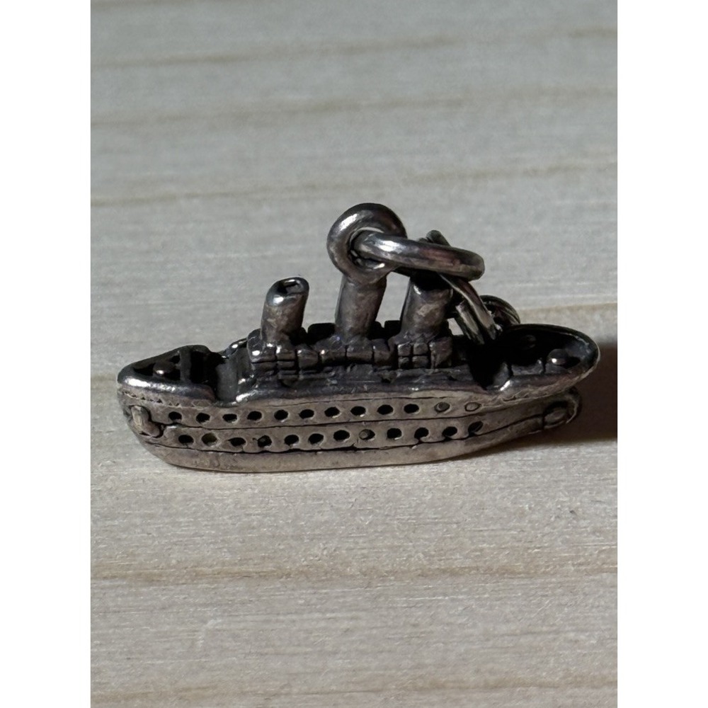 Vintage Silver Retro Titanic Ship Boat Bracelet Charm Dainty